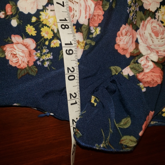 SHEIN Curve Romantic Boho Pink Roses Floral Ruffle Sleeve Maxi Dress 1X - Picture 6 of 16